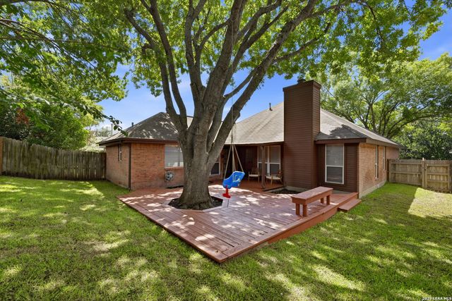 935 Parkdale, New Braunfels, TX 78130