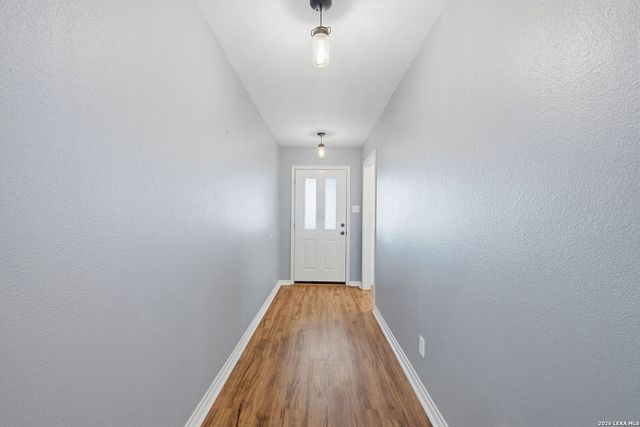 935 Parkdale, New Braunfels, TX 78130