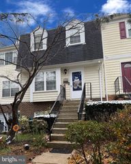 1715 HART CT, Crofton, MD 21114