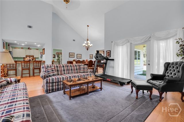 38 Monastery Road, Savannah, GA 31411