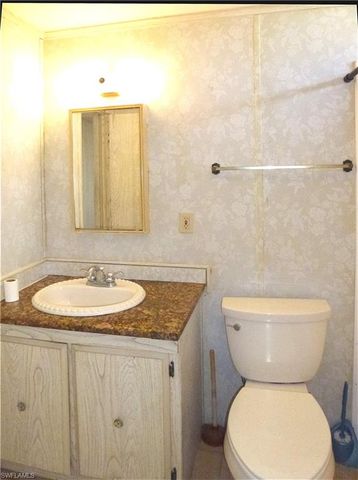 2820 Breezewood DR, North Fort Myers, FL 33917