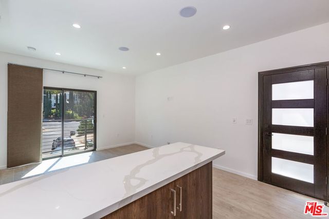 8012 Zeus Dr, Los Angeles, CA 90046