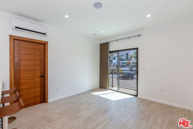 8012 Zeus Dr, Los Angeles, CA 90046