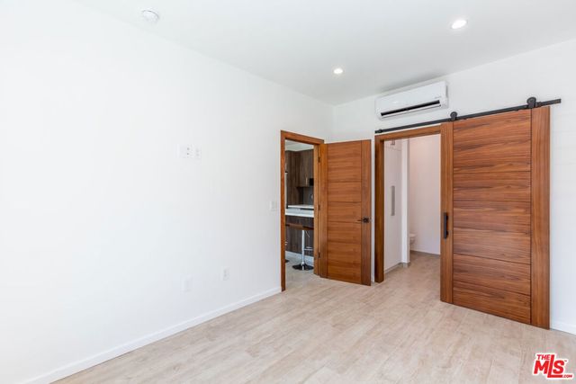 8012 Zeus Dr, Los Angeles, CA 90046