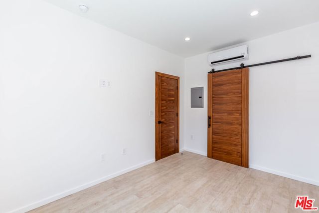 8012 Zeus Dr, Los Angeles, CA 90046
