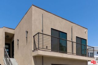 8012 Zeus Dr, Los Angeles, CA 90046