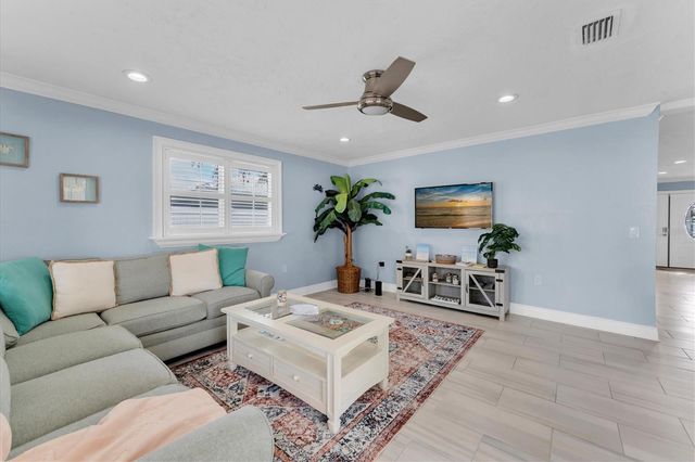 5923 2ND STREET E, St Pete Beach, FL 33706