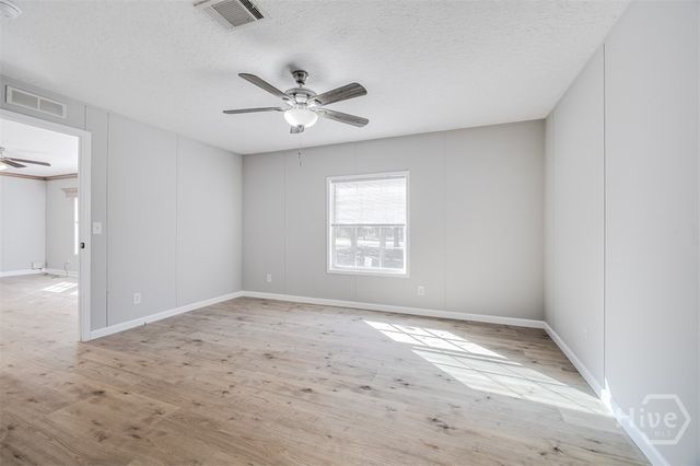 3290 Eldora Road, Ellabell, GA 31308