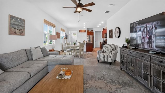 8750 SW 76TH STREET ROAD, Ocala, FL 34481