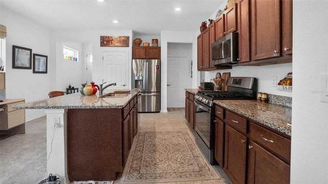 8750 SW 76TH STREET ROAD, Ocala, FL 34481