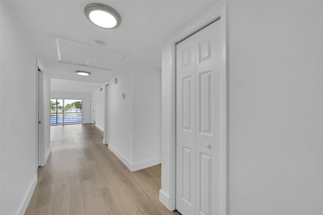 2801 N Palm Aire Dr 201, Pompano Beach, FL 33069