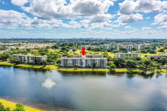 2801 N Palm Aire Dr 201, Pompano Beach, FL 33069