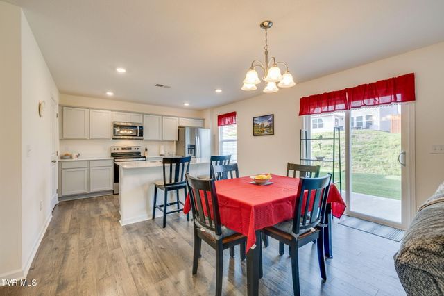 1210 Cherry Grove, Greeneville, TN 37745