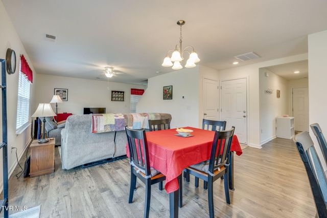 1210 Cherry Grove, Greeneville, TN 37745