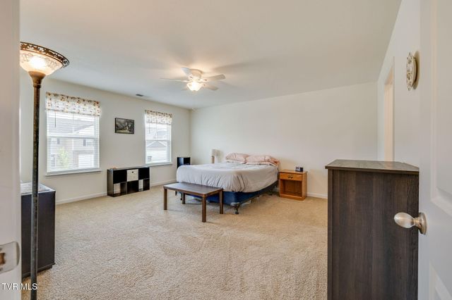 1210 Cherry Grove, Greeneville, TN 37745
