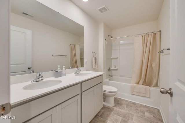 1210 Cherry Grove, Greeneville, TN 37745