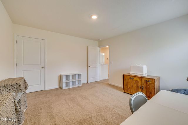 1210 Cherry Grove, Greeneville, TN 37745