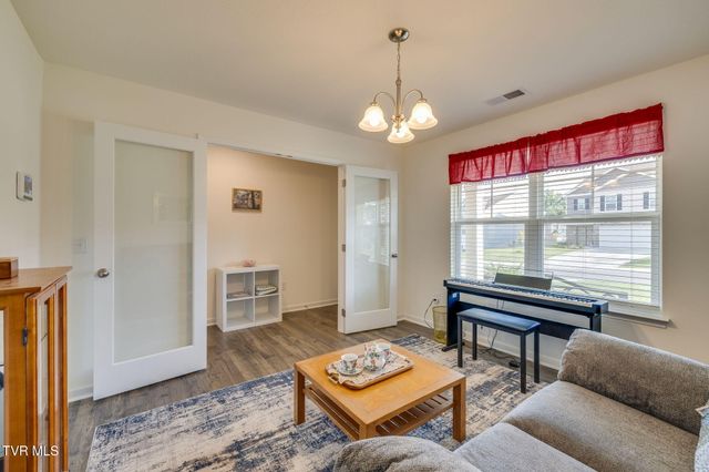 1210 Cherry Grove, Greeneville, TN 37745