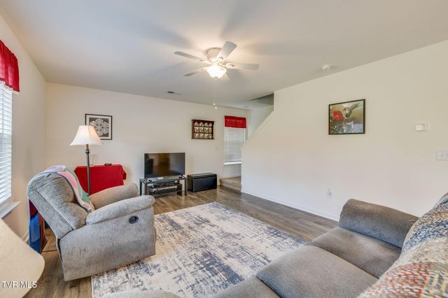 1210 Cherry Grove, Greeneville, TN 37745