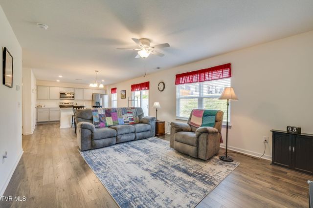 1210 Cherry Grove, Greeneville, TN 37745