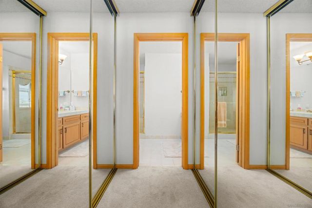 28808 Mountain Meadow, Escondido, CA 92026