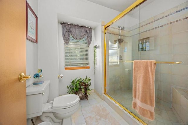 28808 Mountain Meadow, Escondido, CA 92026