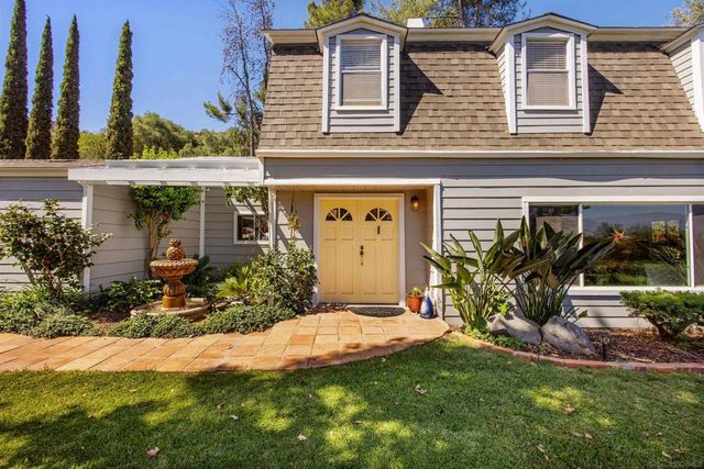 28808 Mountain Meadow, Escondido, CA 92026