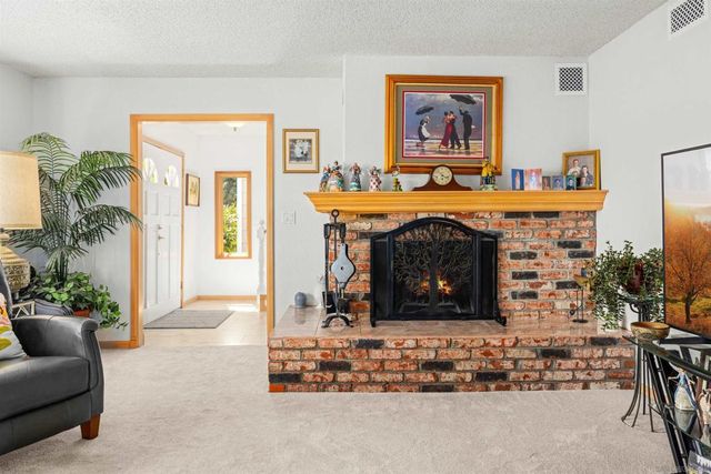 28808 Mountain Meadow, Escondido, CA 92026