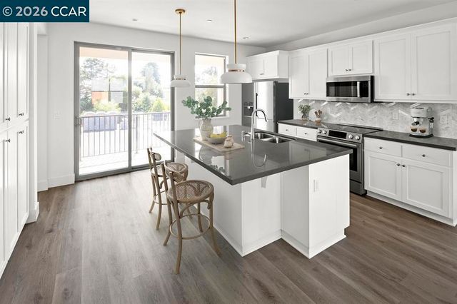 2802 Chattleton Ln., San Pablo, CA 94806