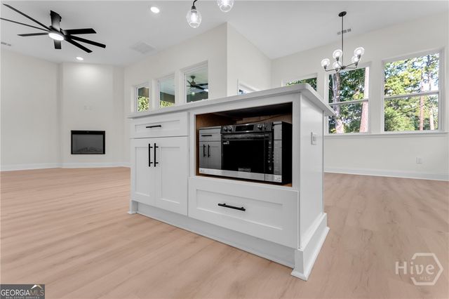 1105 Woodland Drive, Pooler, GA 31322