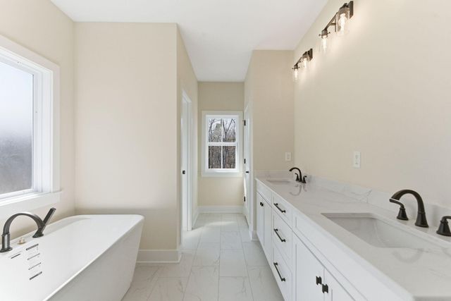 274 Harbor Village Drive, Georgetown, KY 40324