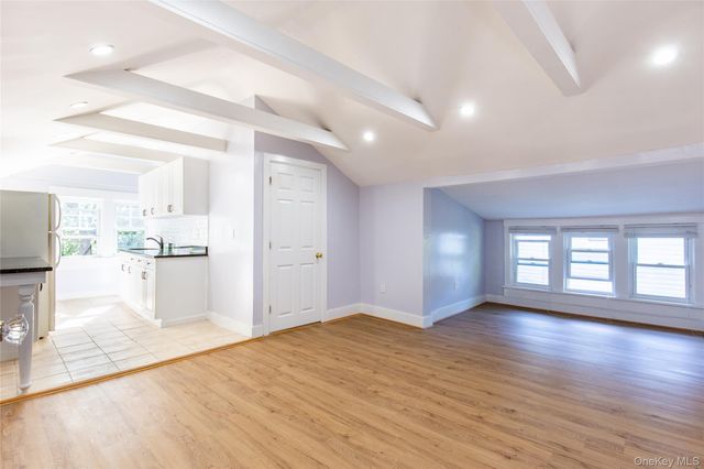 440 Sixth Avenue 3, Pelham, NY 10803