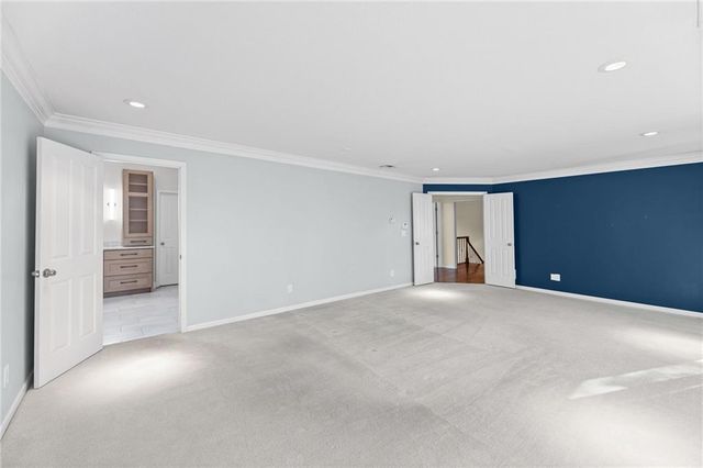 6505 W 132nd Terrace, Overland Park, KS 66209