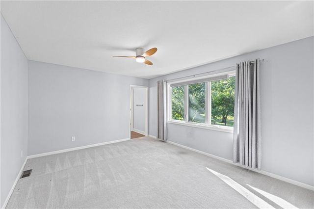 6505 W 132nd Terrace, Overland Park, KS 66209