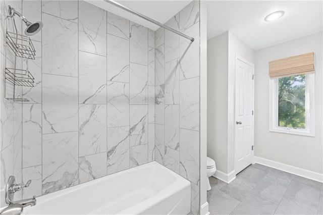6505 W 132nd Terrace, Overland Park, KS 66209