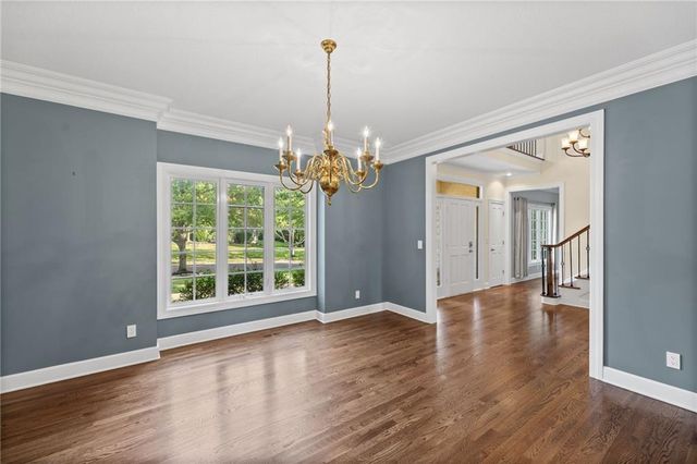 6505 W 132nd Terrace, Overland Park, KS 66209