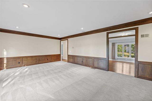 6505 W 132nd Terrace, Overland Park, KS 66209