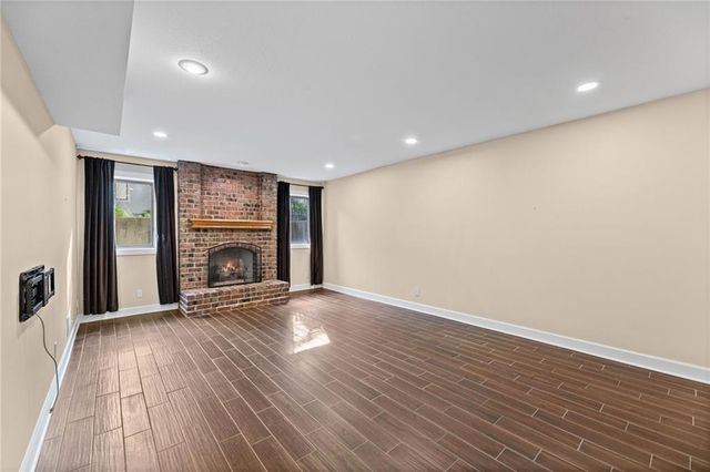 6505 W 132nd Terrace, Overland Park, KS 66209