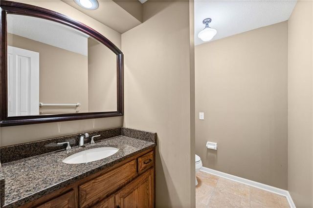 6505 W 132nd Terrace, Overland Park, KS 66209
