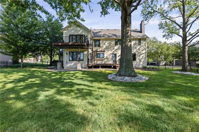 6505 W 132nd Terrace, Overland Park, KS 66209