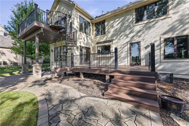 6505 W 132nd Terrace, Overland Park, KS 66209