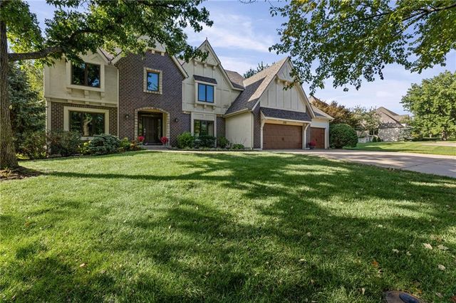 6505 W 132nd Terrace, Overland Park, KS 66209