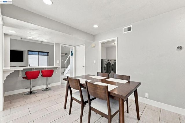 35845 Tozier St., Newark, CA 94560