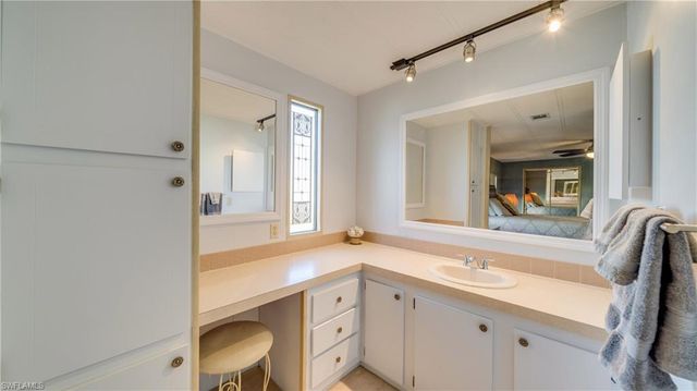 620 Horizon DR, North Fort Myers, FL 33903