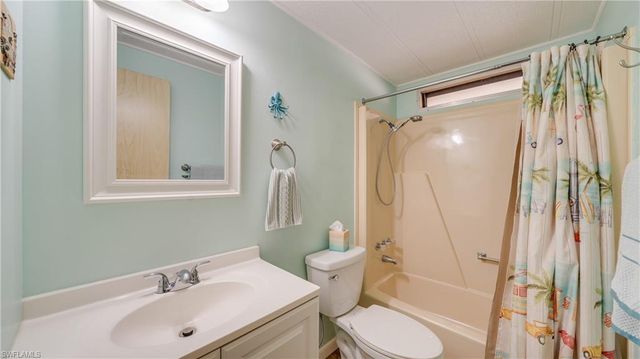 620 Horizon DR, North Fort Myers, FL 33903