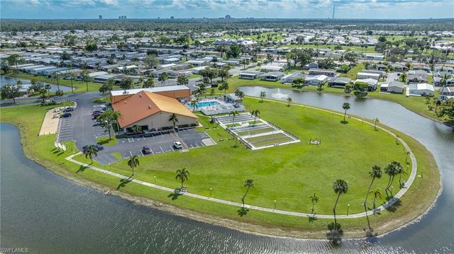 620 Horizon DR, North Fort Myers, FL 33903