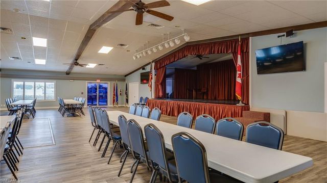 620 Horizon DR, North Fort Myers, FL 33903