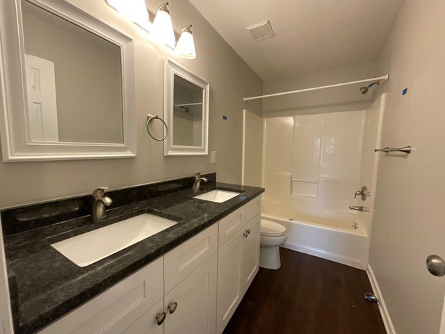 22 Liberty Ridge Avenue, Powell, OH 43065