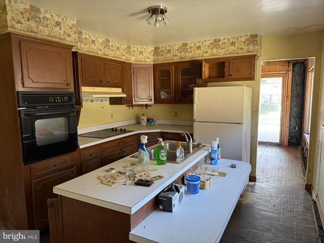 18425 TAKOMA DR SW, Barton, MD 21521