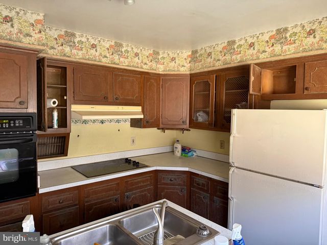 18425 TAKOMA DR SW, Barton, MD 21521